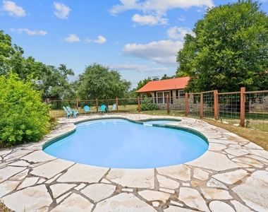 3468 Elder Hill Rd - Photo Thumbnail 32
