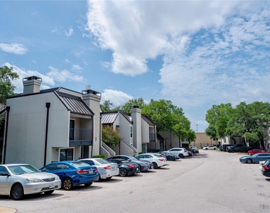 935 La Posada Dr - Photo Thumbnail 24