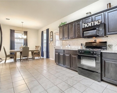 1408 Blake St - Photo Thumbnail 2