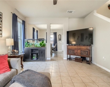 1408 Blake St - Photo Thumbnail 5