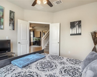 1408 Blake St - Photo Thumbnail 13