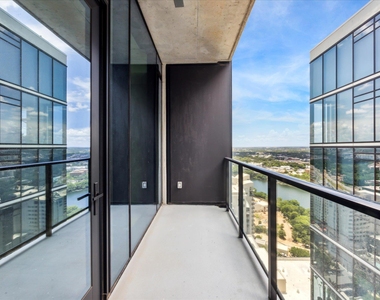 610 Davis St - Photo Thumbnail 13