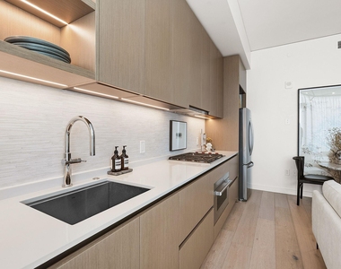 610 Davis St - Photo Thumbnail 24