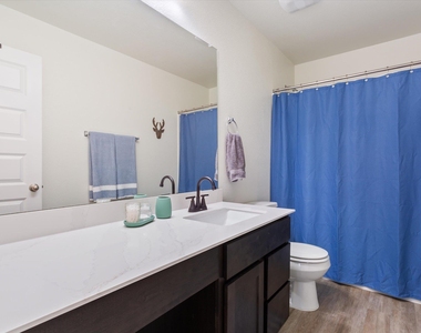 753 Bailey Park Dr - Photo Thumbnail 18