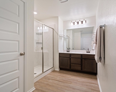753 Bailey Park Dr - Photo Thumbnail 15