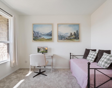 753 Bailey Park Dr - Photo Thumbnail 13