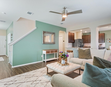 753 Bailey Park Dr - Photo Thumbnail 9