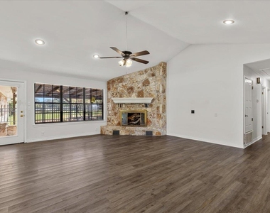 6725 The Outer Ave - Photo Thumbnail 8