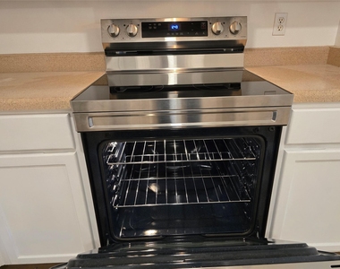 8701 Weiser Dr - Photo Thumbnail 11