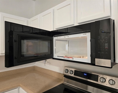 8701 Weiser Dr - Photo Thumbnail 29