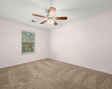 5105 Hibiscus Valley Dr - Photo Thumbnail 22