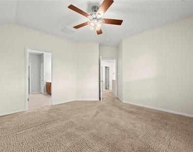 5105 Hibiscus Valley Dr - Photo Thumbnail 16