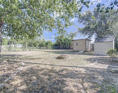 1410 Kamar Dr - Photo Thumbnail 17