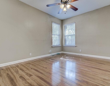 1410 Kamar Dr - Photo Thumbnail 7