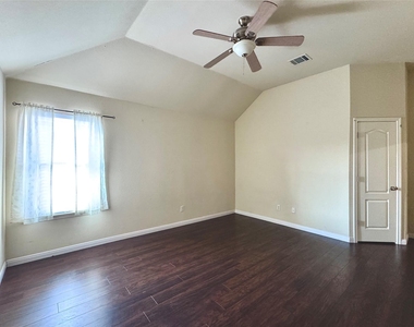 4126 Green Vista Pl - Photo Thumbnail 13