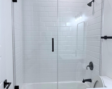 1417 Kramer Ln - Photo Thumbnail 3