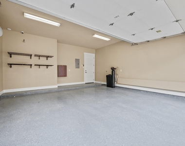 1704 Cedar Bend Dr - Photo Thumbnail 24