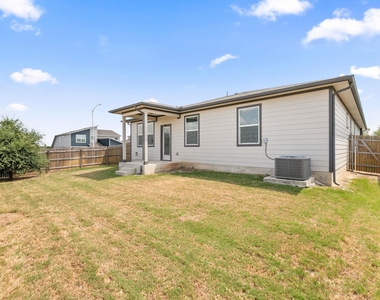 4712 Canongate Dr - Photo Thumbnail 37