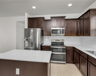 9505 Morning Iris Dr - Photo Thumbnail 5