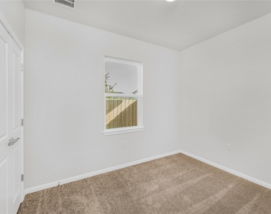 9505 Morning Iris Dr - Photo Thumbnail 17