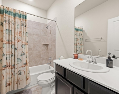 329 Serpens St - Photo Thumbnail 14