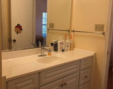 4300 Duval Rd - Photo Thumbnail 14