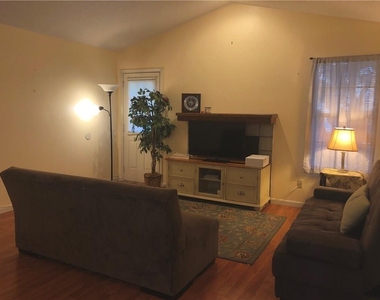 4300 Duval Rd - Photo Thumbnail 5