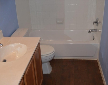 8312 Minnesota Ln - Photo Thumbnail 20