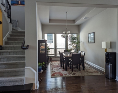 204 Southern Carina Dr - Photo Thumbnail 2