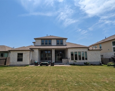 204 Southern Carina Dr - Photo Thumbnail 10