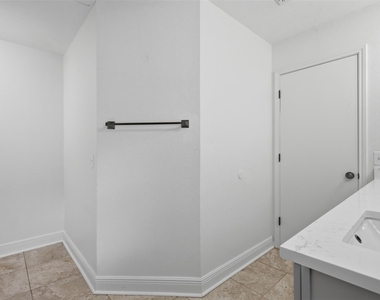 108 Songbird Ct - Photo Thumbnail 23