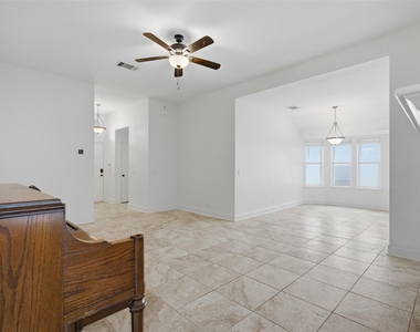 108 Songbird Ct - Photo Thumbnail 5