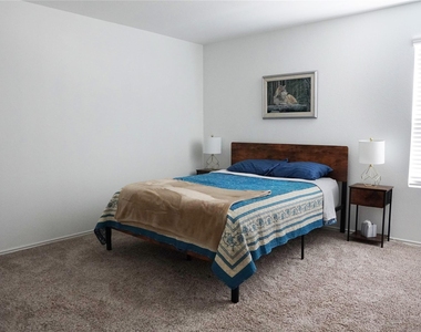 13804 Knights Branch Dr - Photo Thumbnail 10