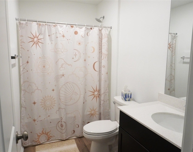 13804 Knights Branch Dr - Photo Thumbnail 18
