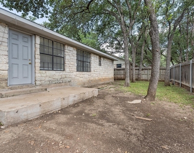 3801 Foust Trl - Photo Thumbnail 26
