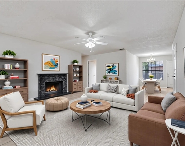 3801 Foust Trl - Photo Thumbnail 2