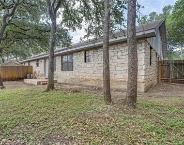 3801 Foust Trl - Photo Thumbnail 27