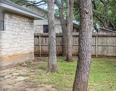 3801 Foust Trl - Photo Thumbnail 28