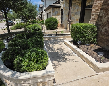 16017 Mcaloon Way - Photo Thumbnail 2