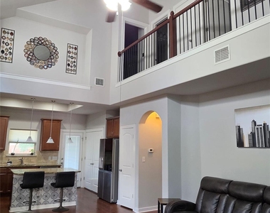 16017 Mcaloon Way - Photo Thumbnail 8