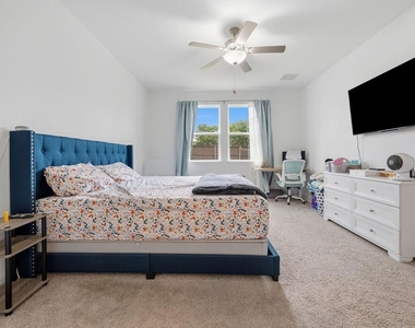 205 Stinchcomb Rd - Photo Thumbnail 17