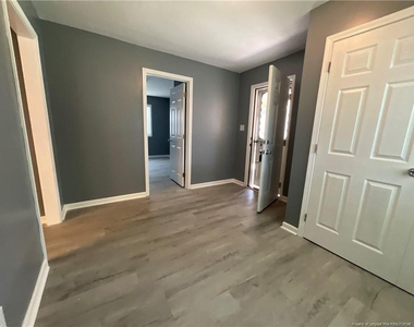1422 Grandview Drive - Photo Thumbnail 6
