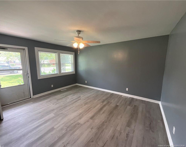 1422 Grandview Drive - Photo Thumbnail 1