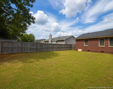 5133 Thackeray Drive - Photo Thumbnail 3