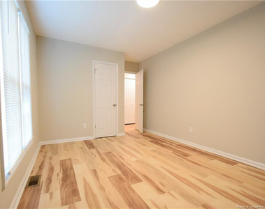 4408 Chesterbrook Drive - Photo Thumbnail 12