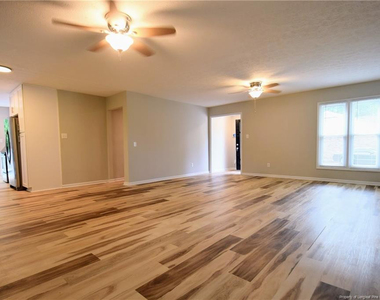 4408 Chesterbrook Drive - Photo Thumbnail 4