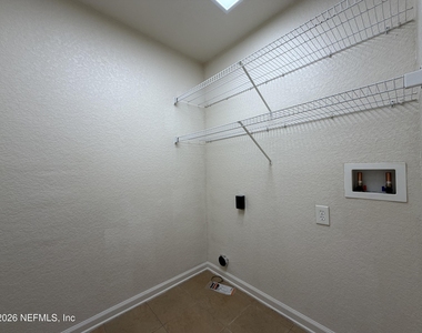8550 Argyle Business Loop - Photo Thumbnail 12