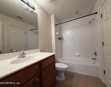 8550 Argyle Business Loop - Photo Thumbnail 7