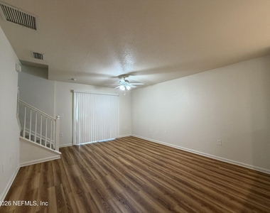 8550 Argyle Business Loop - Photo Thumbnail 5