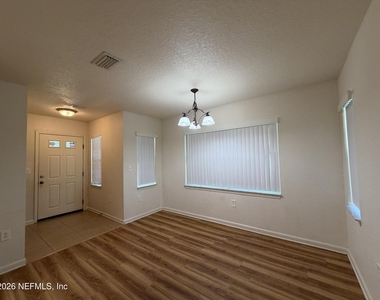 8550 Argyle Business Loop - Photo Thumbnail 2